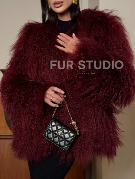 Шуба из меха ламы цвет Burgundy - фото 2