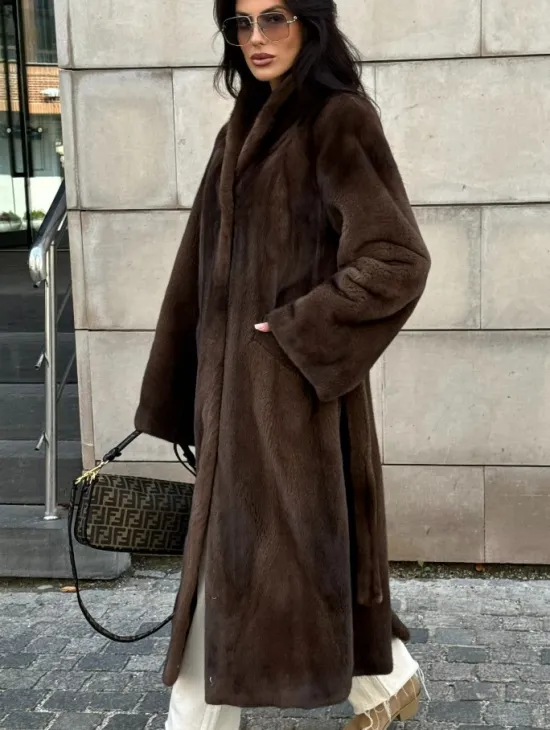 Норковая шуба, цельный мех PREMIUM COLLECTION VELVET - цвет соболь - фото 5