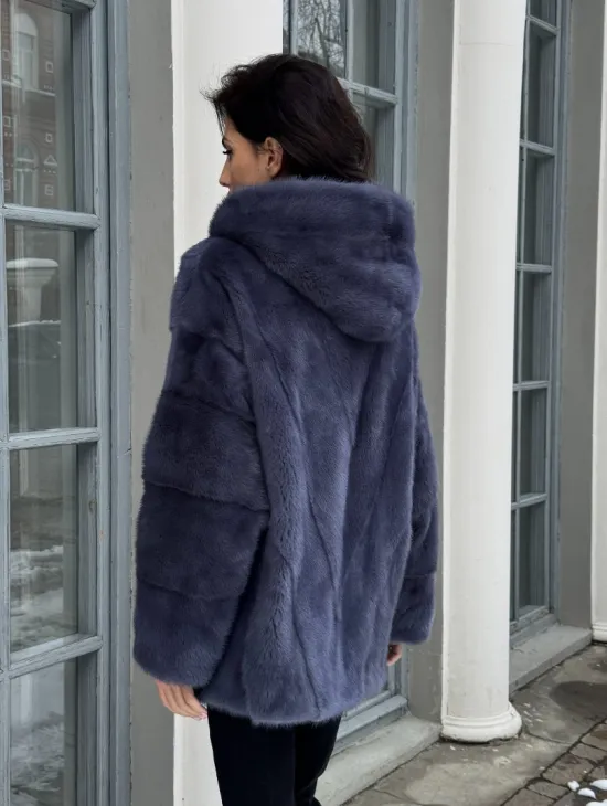 Меховая курточка - бомбер из аукционной норки с капюшоном - фото 7