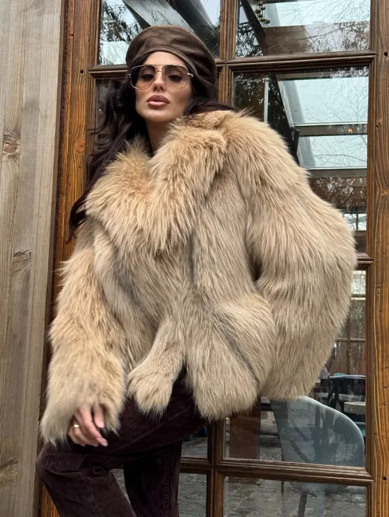 Шуба женская из меха тонированной лисы - английский воротник - фото 1