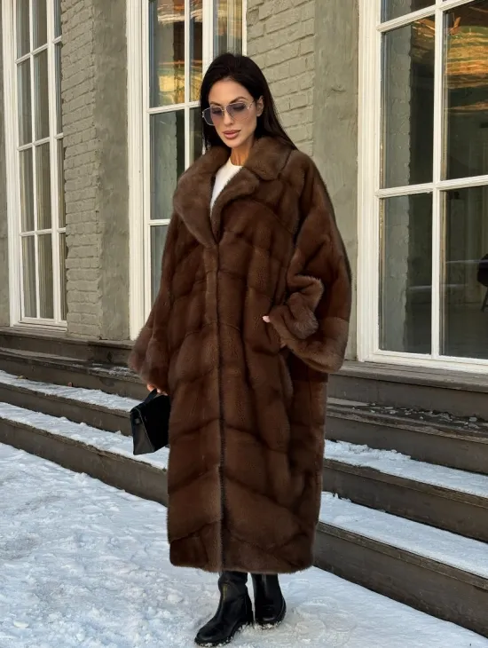 Женская шуба больших размеров из меха норки фасон «Бохо» - фото 7
