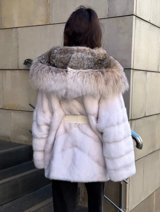 Норковая шуба с мехом рыси - белая - фото 7