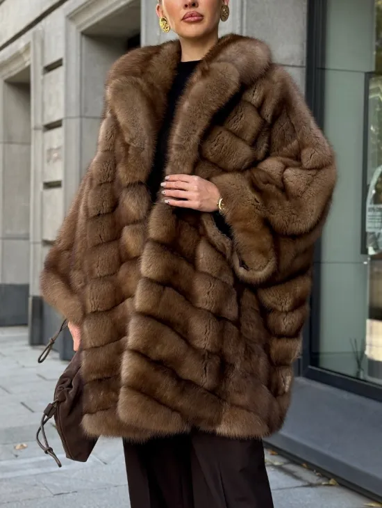 Шуба из куницы оверсайз - фото 3