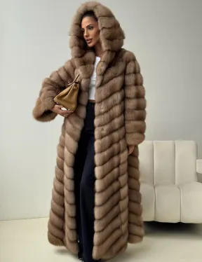 Длинная шуба из меха куницы с капюшоном - фото 6