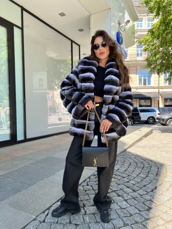 Шуба из меха шиншиллы с шалевым воротником - фото 2