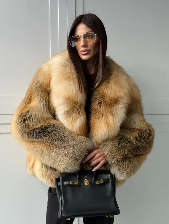 Короткая шубка из лисы Premium Golden Fox - фото 11