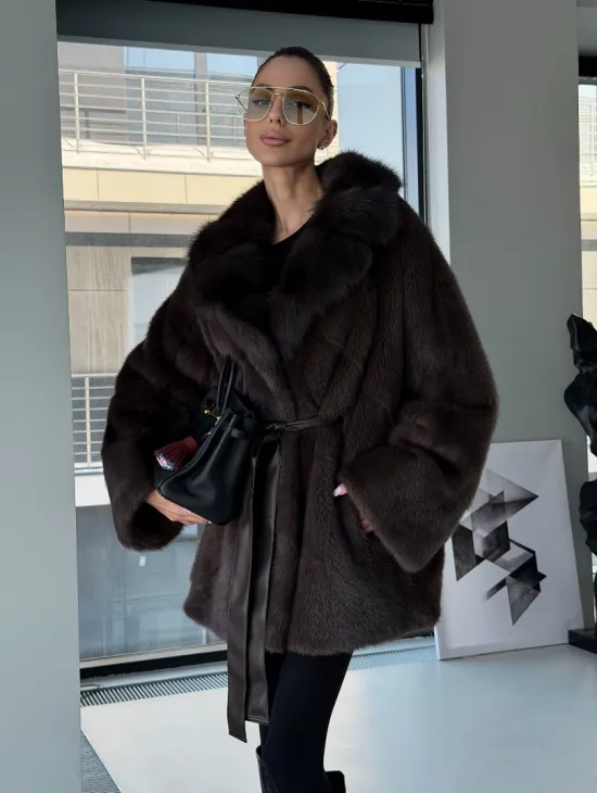 Норковое автоледи с воротником из куницы - фото 11