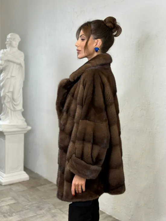 Шуба из аукционной норки английский воротник - цвет орех - фото 3